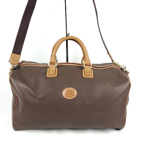 Longchamp Handbags - Longchamp Carryall Medium